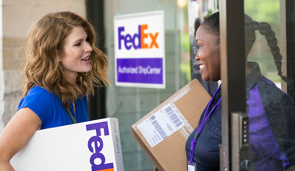 Neighborhood Parcel vs. FedEx Office: Uncover the Best Shipping Choice for You